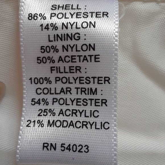 Banana Republic Puffer Vest, - Picture 6 of 6